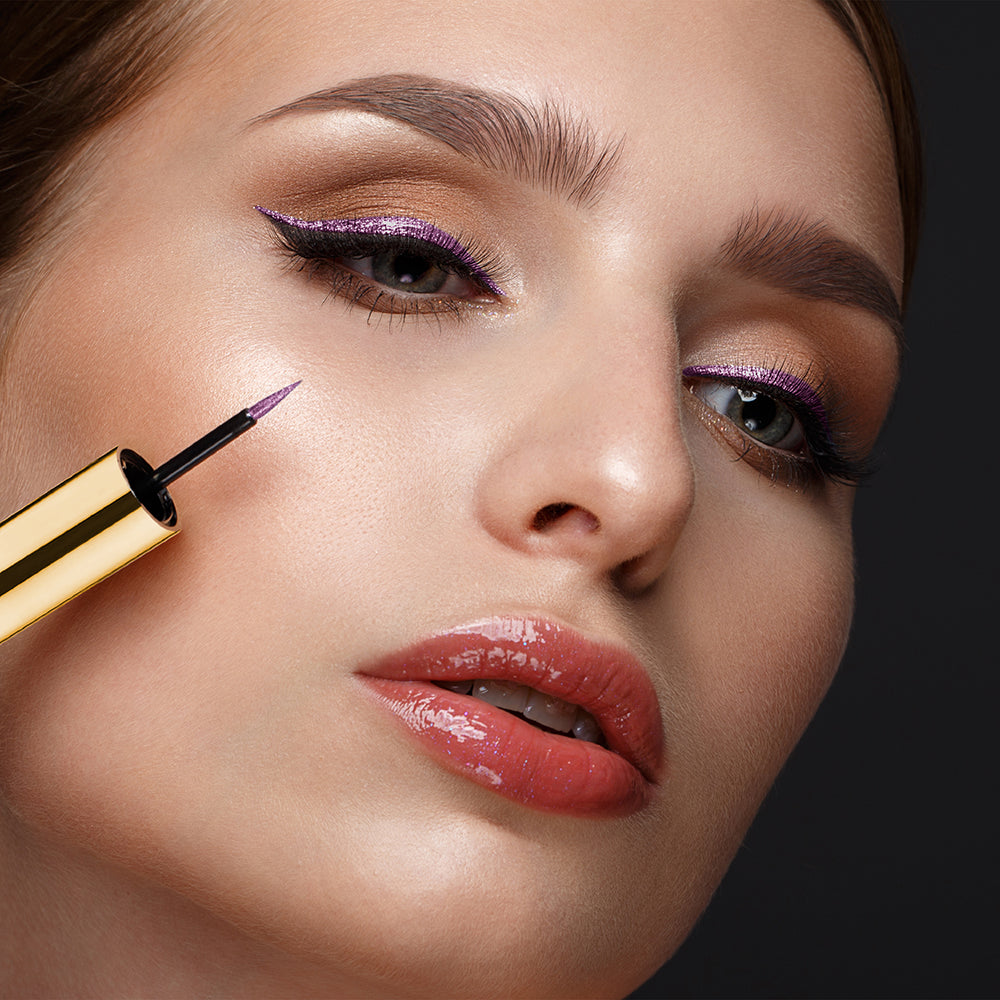 Lakmē Glitterati Collection Shine Eyeliner