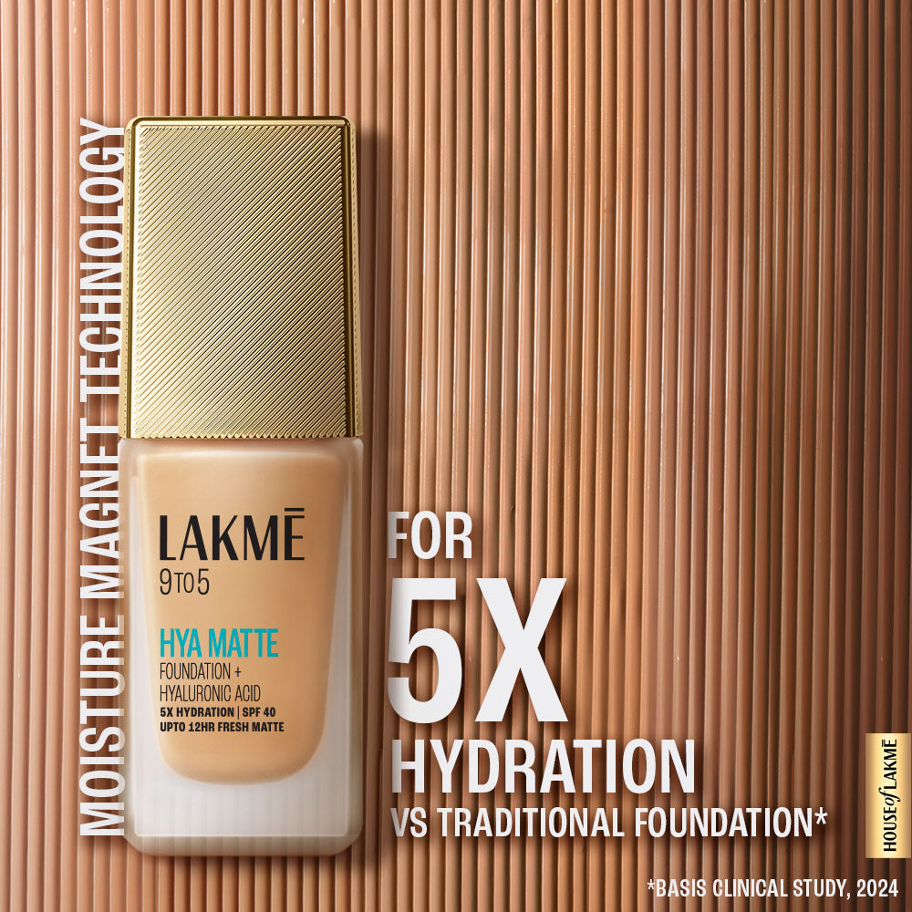Lakmē 9to5 Hya Matte Foundation + Hyaluronic Acid