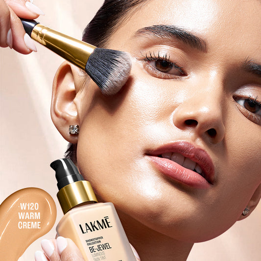 Lakmē Be-Jewel Luminous Skin Tint