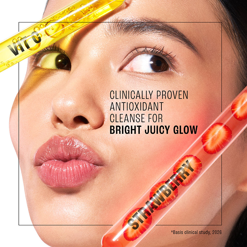 Lakmē Blush & Glow Strawberry + Vitamin C Jelly Face Wash